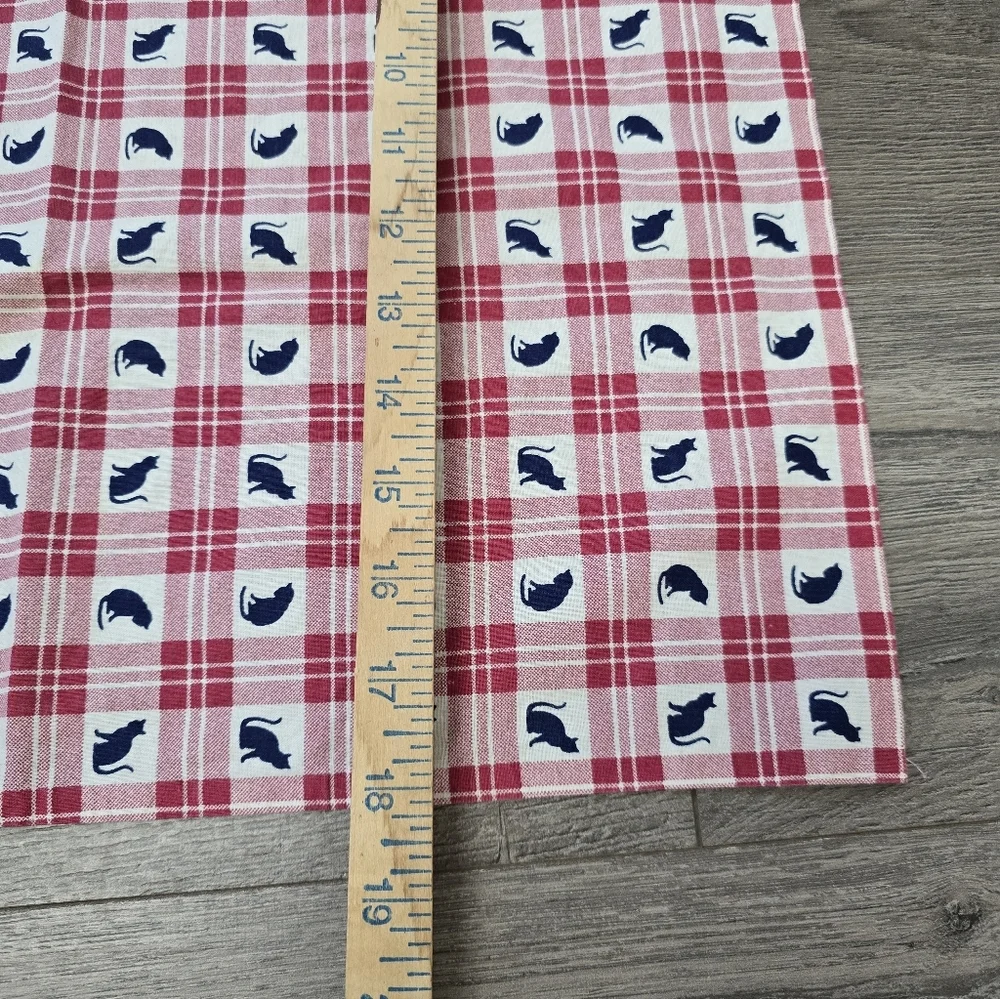 VTG Set Of Checkered Cat Place Mats And Matching Napkins
